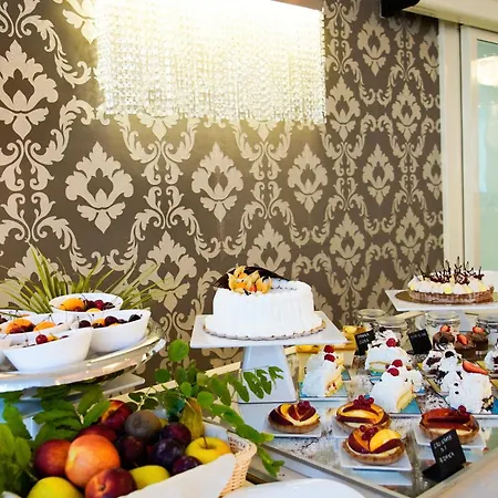 Alexander Milano Marittima