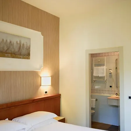 Alexander 4* Milano Marittima