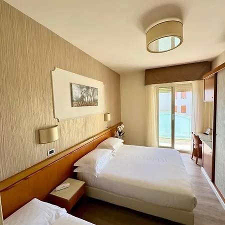 Szálloda Alexander 4*