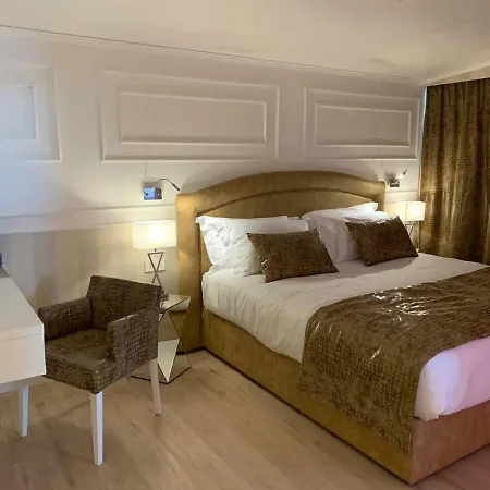 Alexander 4* Milano Marittima