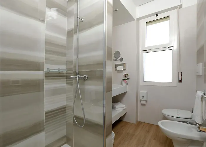 Alexander Milano Marittima