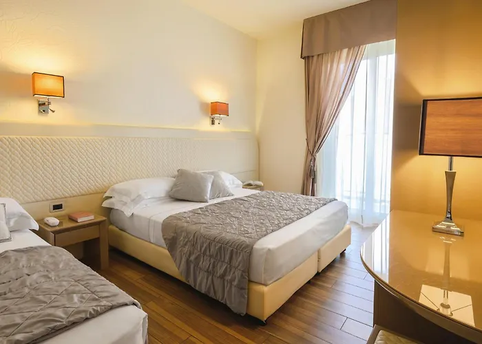 Alexander 4* Milano Marittima