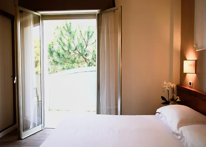 Alexander Milano Marittima