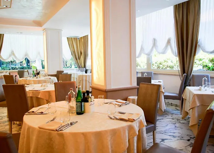 Alexander Otel Milano Marittima