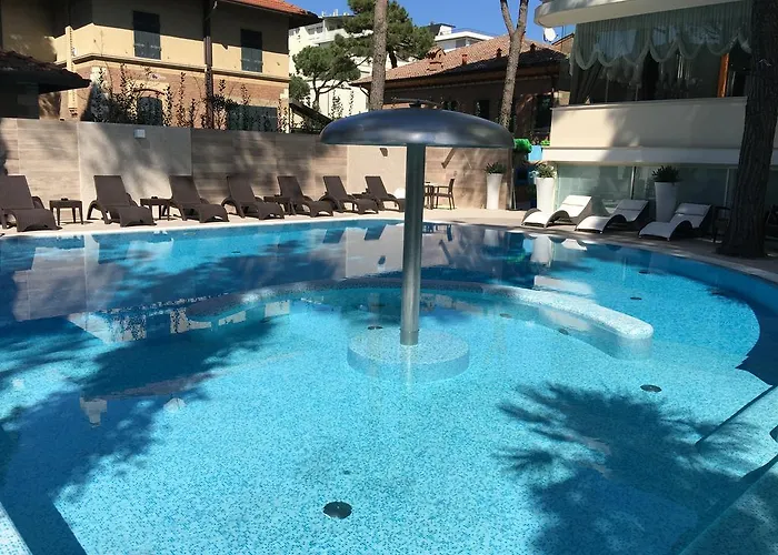 Alexander Milano Marittima